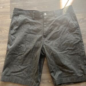 Volcom - men’s shorts 36 - closet clean out